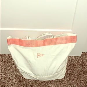Beautiful Level Wear 100% cotton tote!